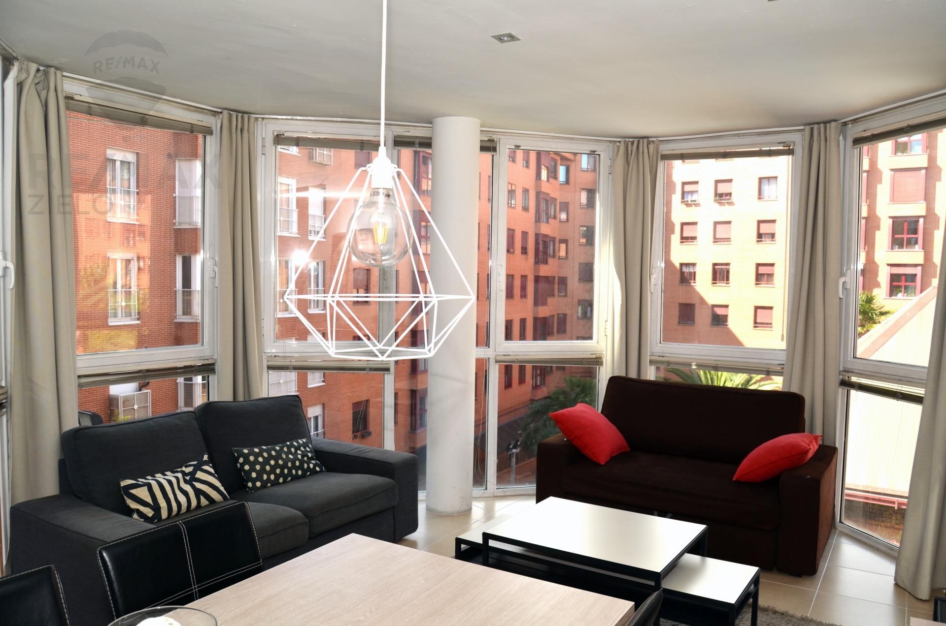 Living room of Apartment to rent in  Madrid Capital  with Air Conditioner, Heating and Terrace
