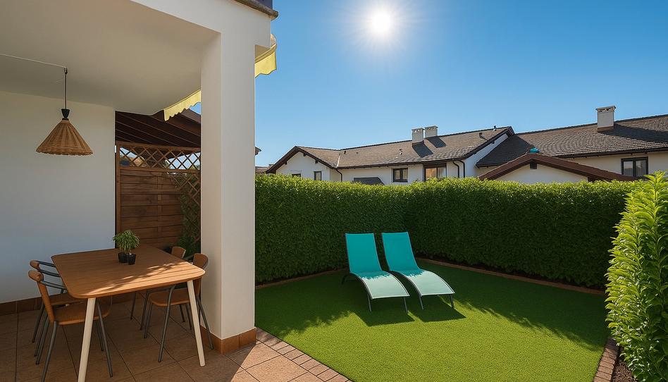 Foto 1 de Casa adosada en venda a Avenida Fuendeplata, Poblaciones norte, Huesca