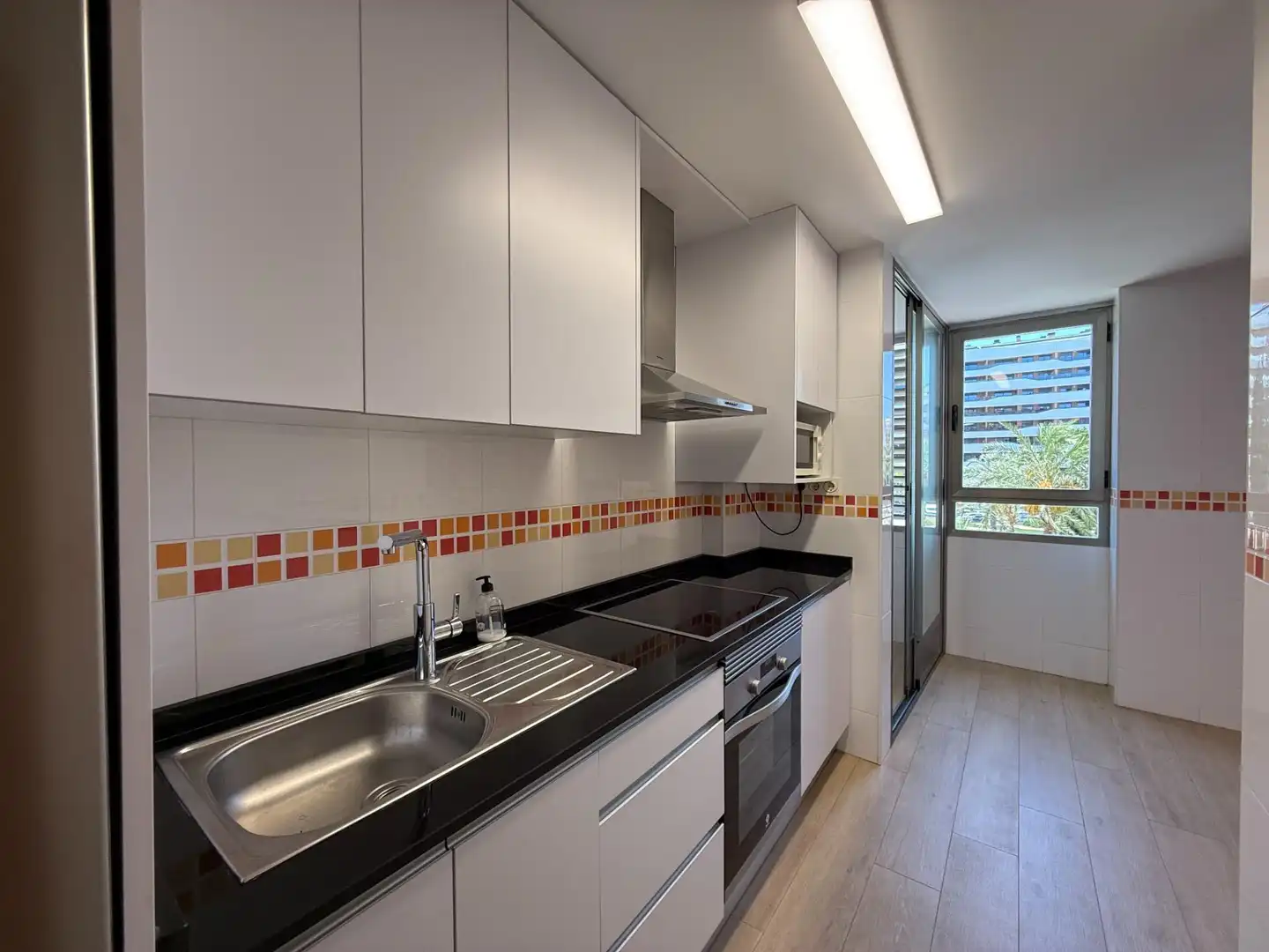 Küche von Wohnung zur Miete in Murcia mit Klimaanlage, Heizung und Terrasse