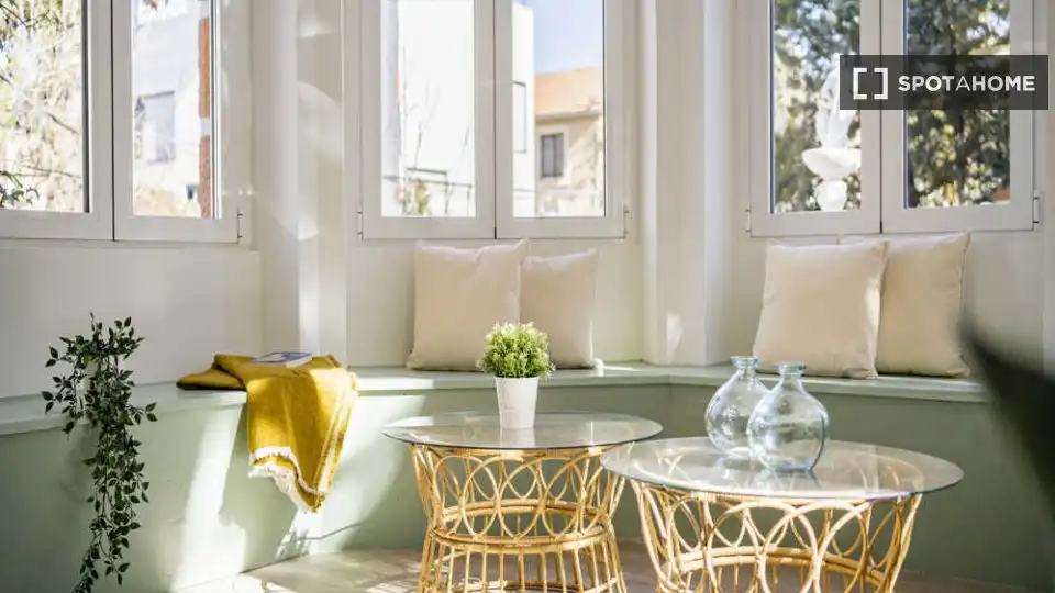 Balcony of Flat for share in Madrid  with Air Conditioner, Terrace and Furnished