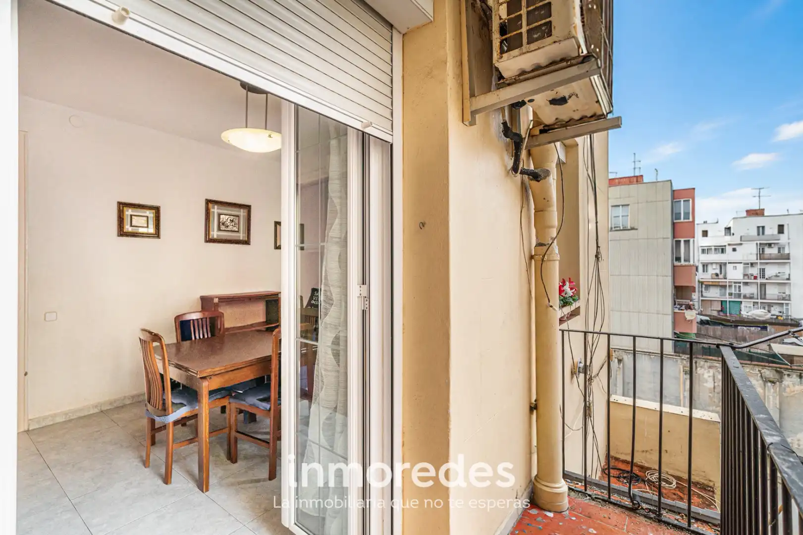 Vista exterior de Piso en venta en Barcelona con Aire acondicionado, Calefacción y Horno
