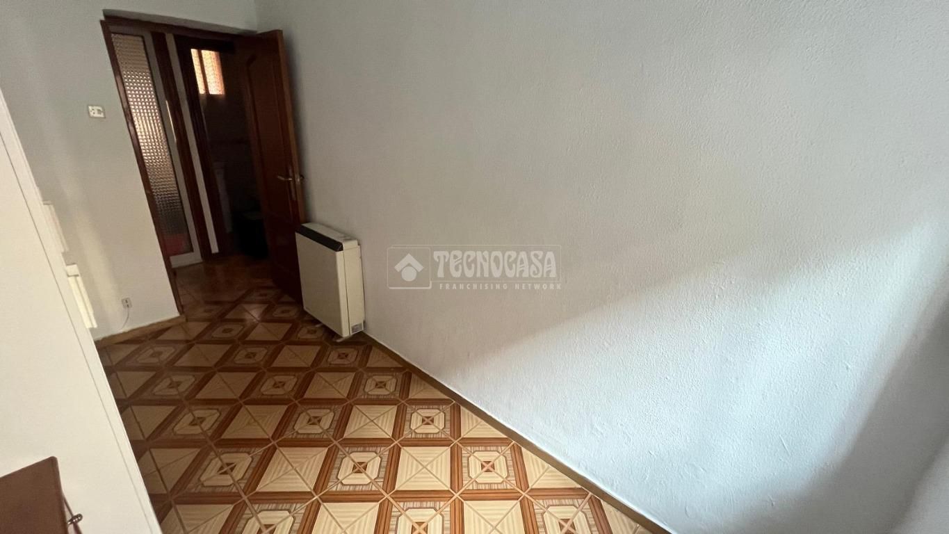 Piso en venta en Caballería Española