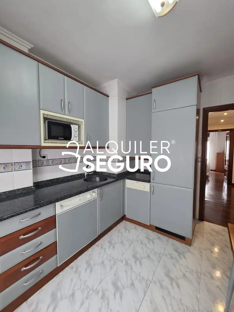 Kitchen of Flat for rent in Mungia  with Heating and Furnished