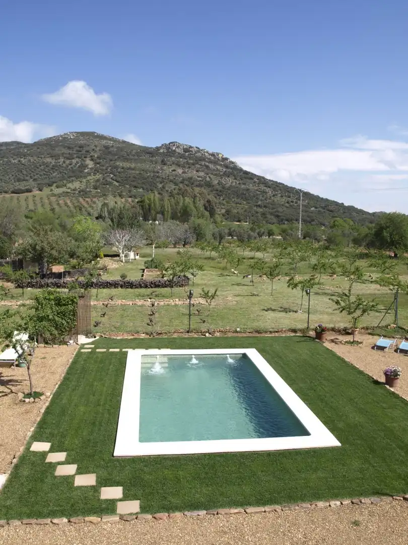 Garden of Country homes for sale in Fuente el Fresno  with Air Conditioner, Heating and Private garden
