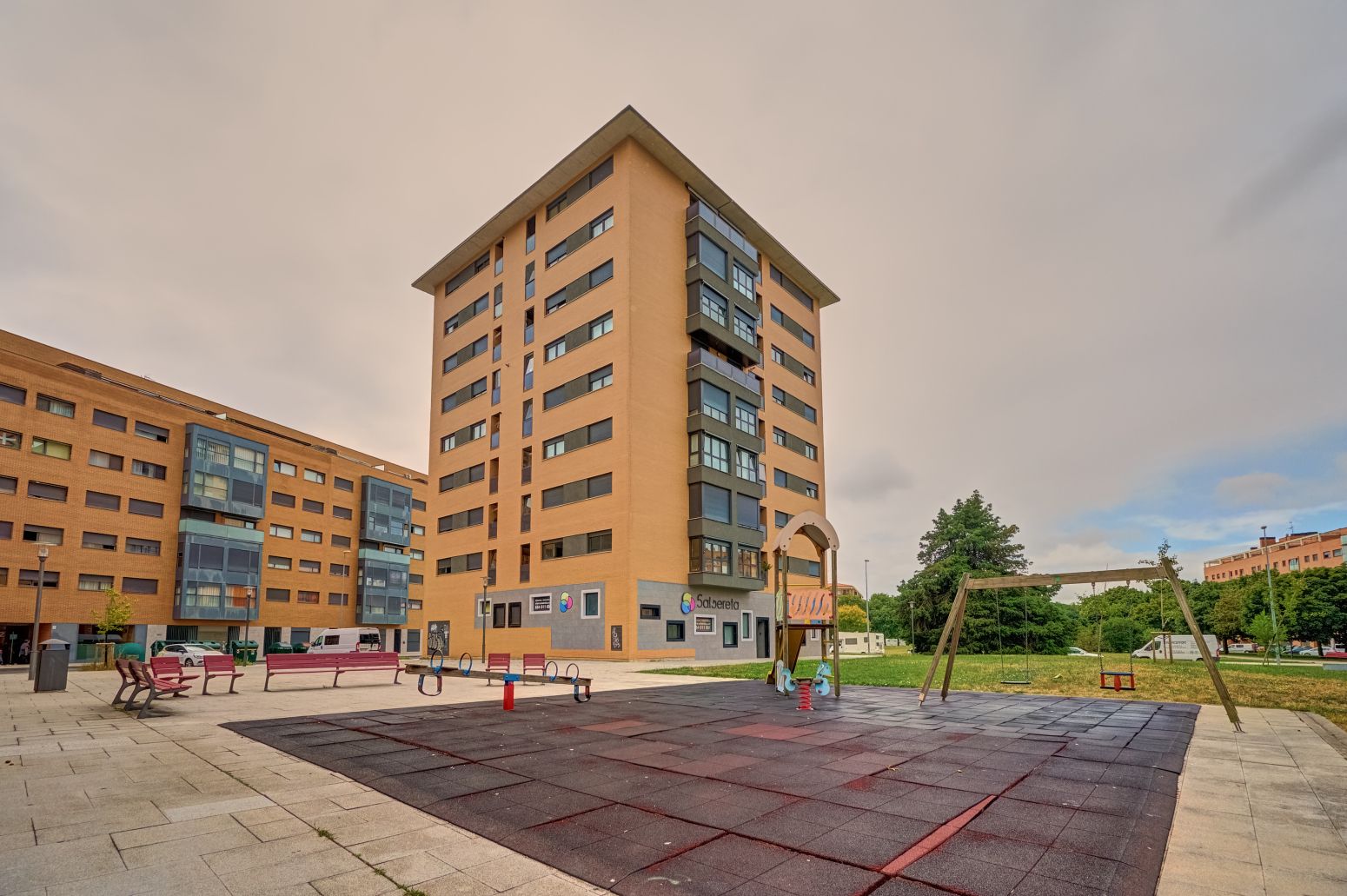 Vista exterior de Piso en venta en  Pamplona / Iruña con Calefacción, Jardín privado y Parquet