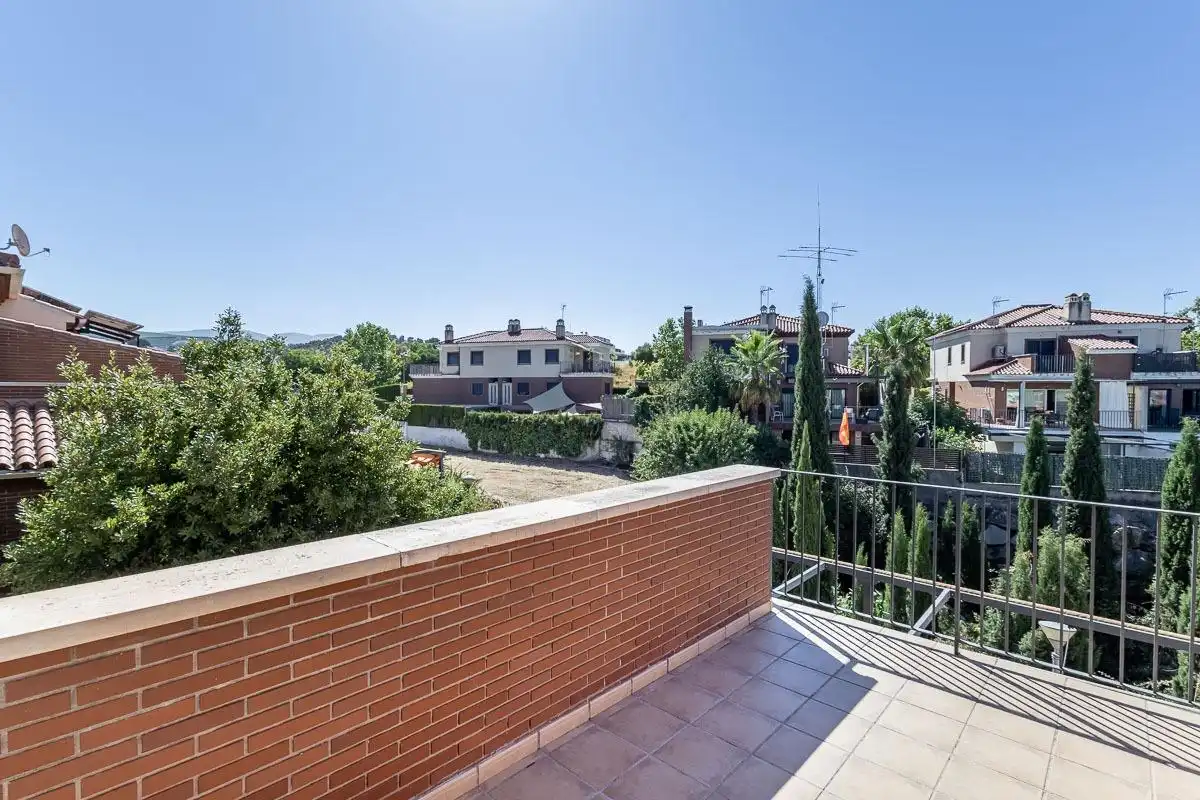 Terraza de Casa o chalet en venta en Albolote con Aire acondicionado, Calefacción y Jardín privado