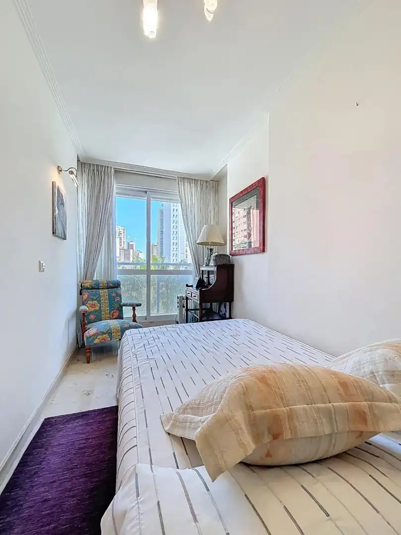 Habitación de Piso en venta en Benidorm con Aire acondicionado, Calefacción y Jardín privado