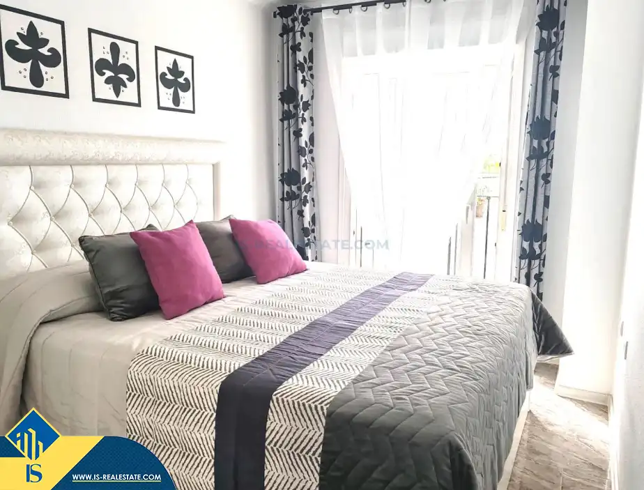 Habitación de Piso en venta en Orihuela con Terraza, Amueblado y Piscina comunitaria