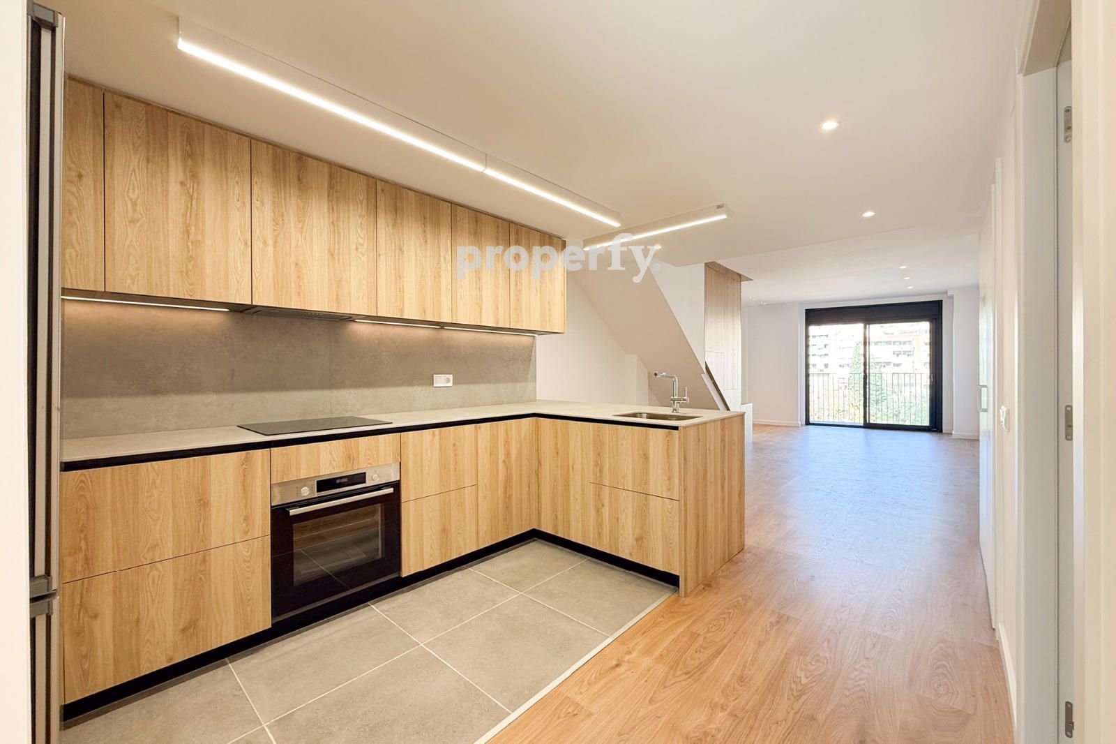 Kitchen of Duplex for sale in Badalona  with Air Conditioner, Heating and Parquet flooring