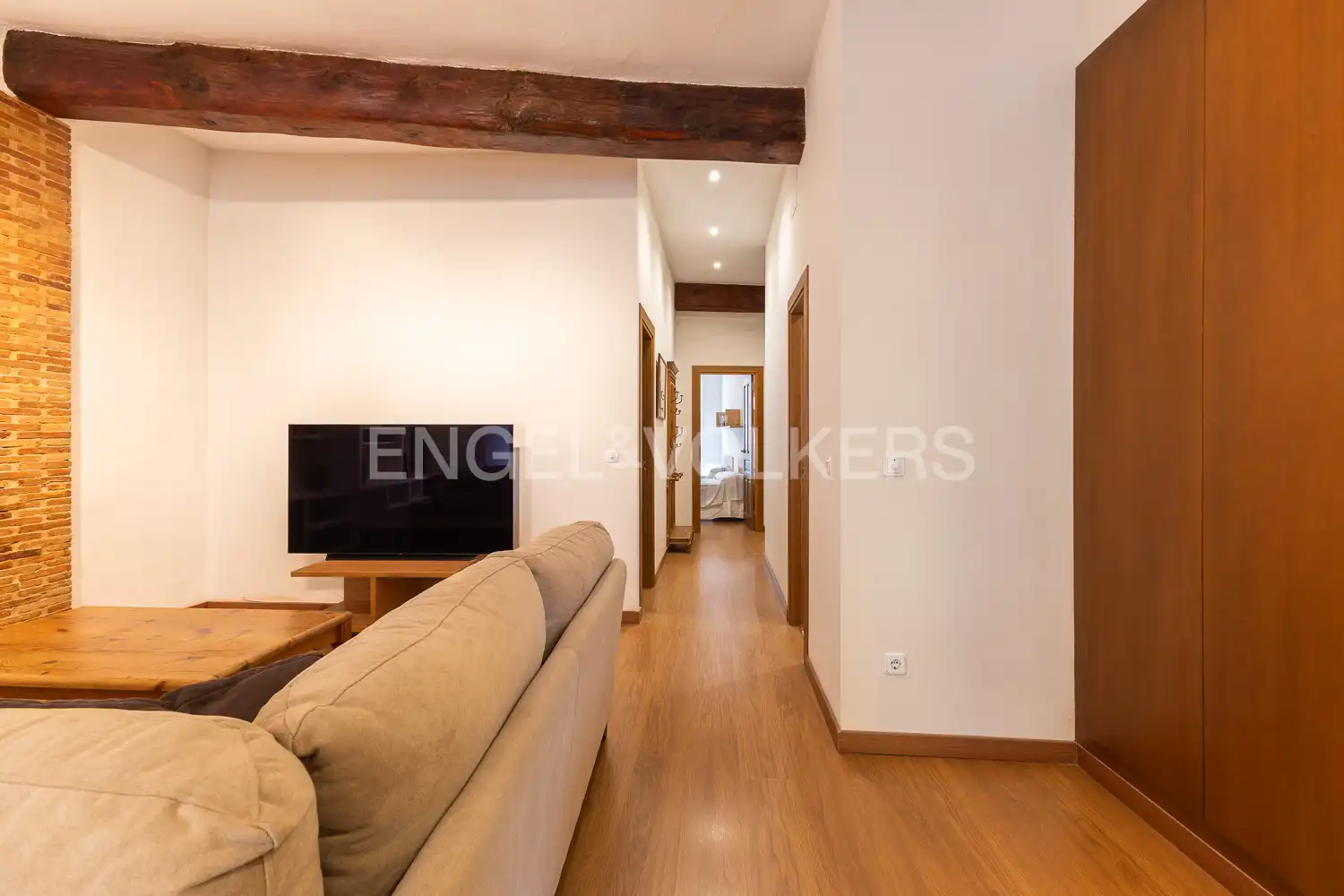 Living room of Flat for rent in Valencia  with Air Conditioner, Heating and Furnished