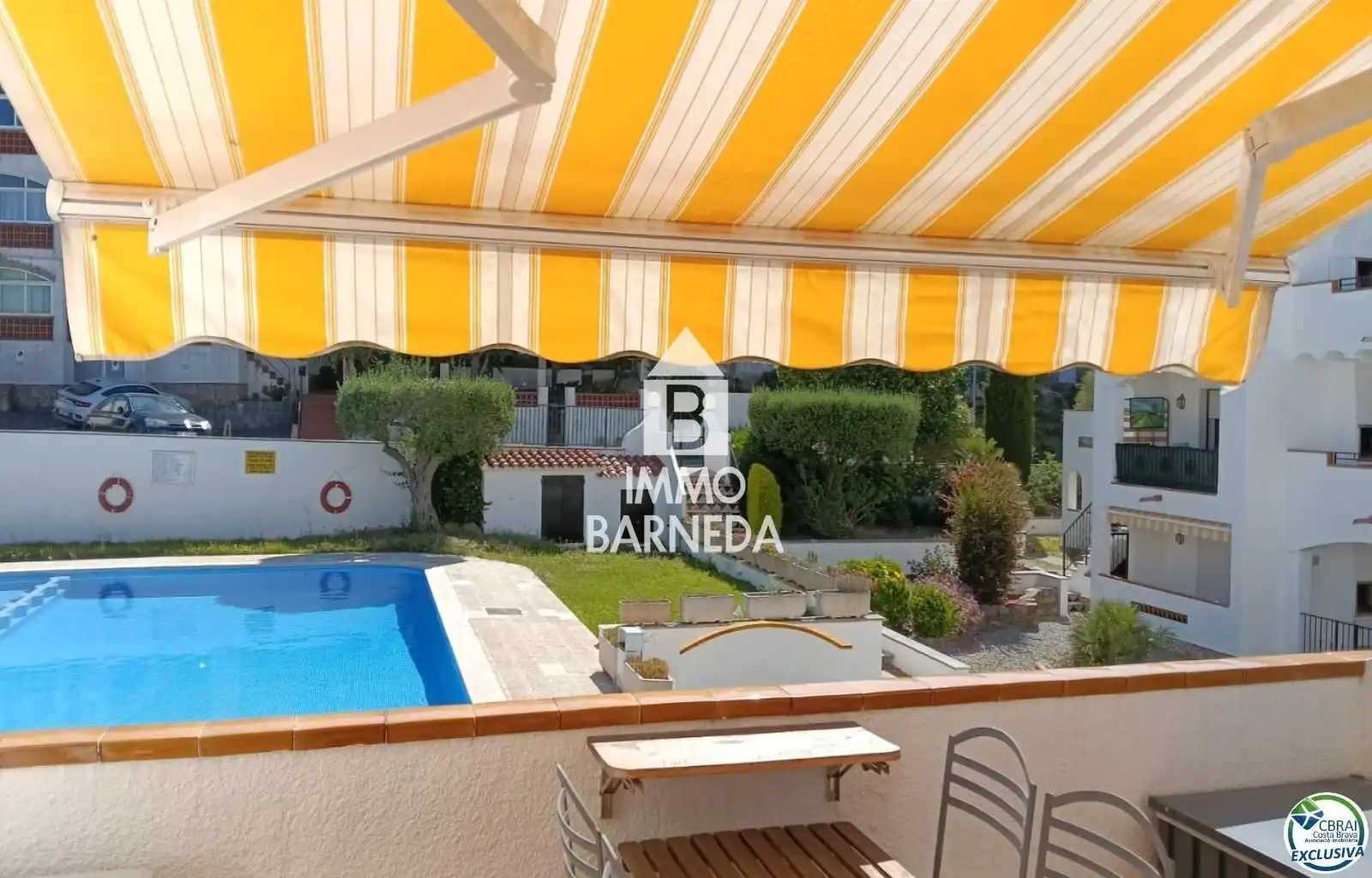 Außenansicht von Wohnung zum Verkauf in Roses mit Klimaanlage, Heizung und Terrasse