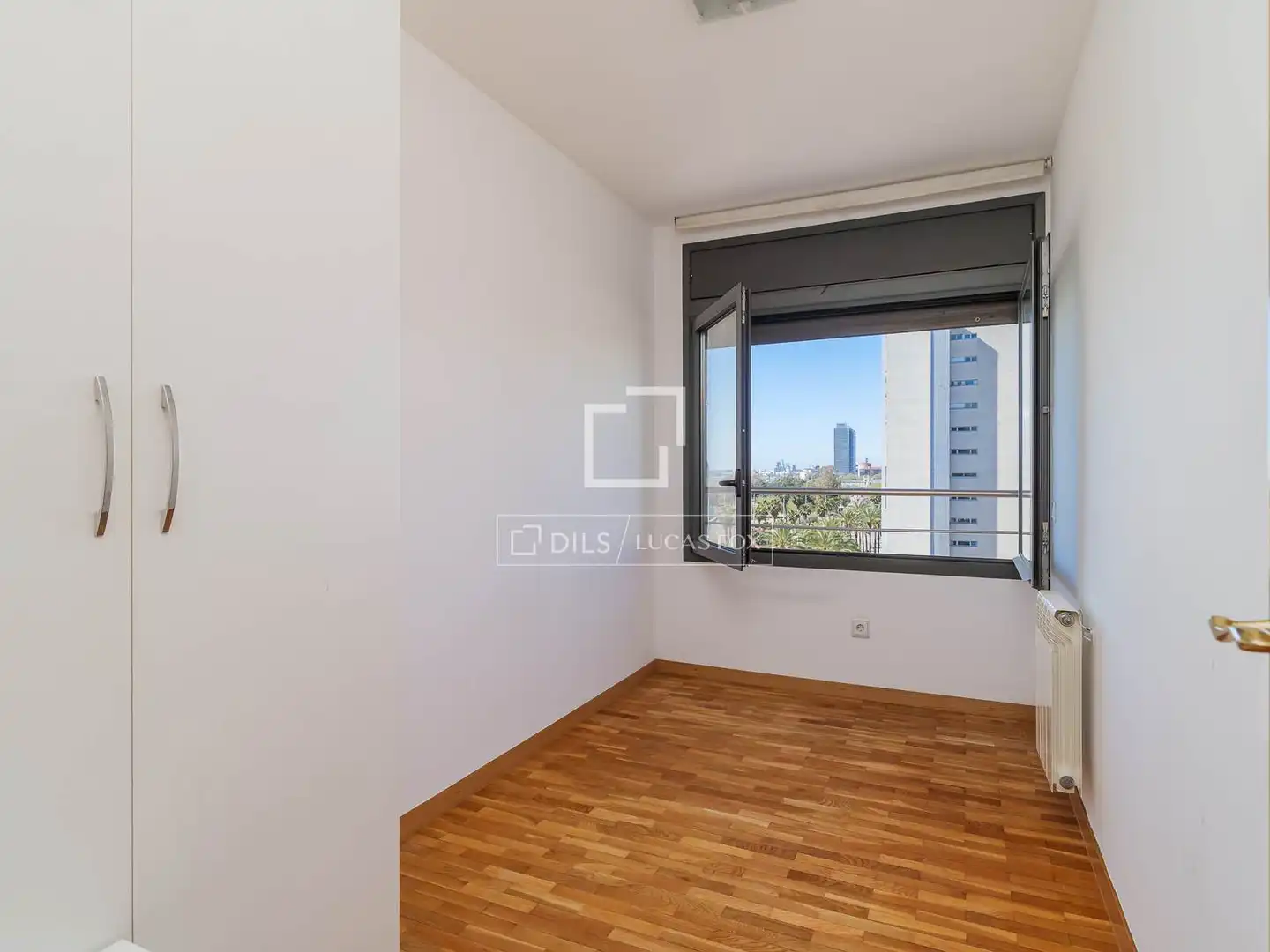 Habitación de Piso de alquiler en Barcelona con Aire acondicionado, Calefacción y Amueblado