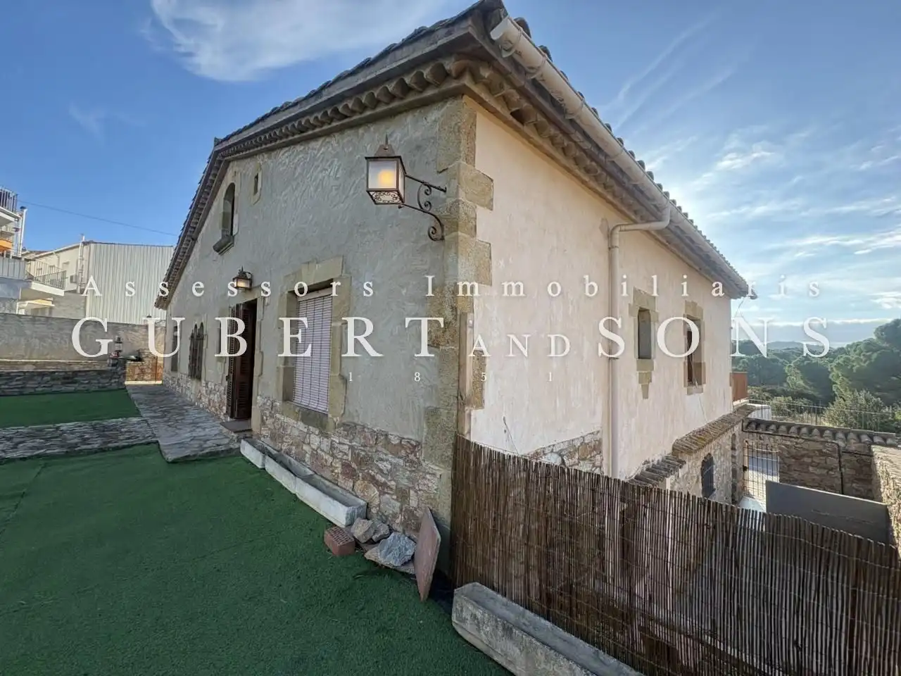 Vista exterior de Finca rústica en venda en Begur amb Calefacció, Jardí privat i Terrassa