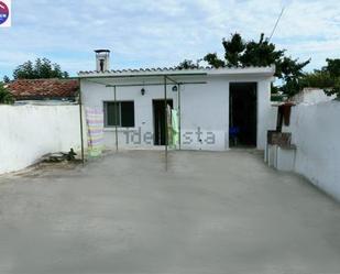 Vista exterior de Casa o xalet en venda en Marcilla