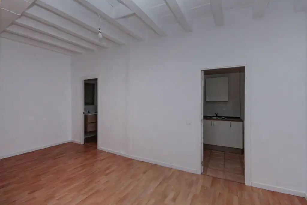 Piso en venta en C/ Bloquer , Sant Pere, Sta. Caterina i la Ribera