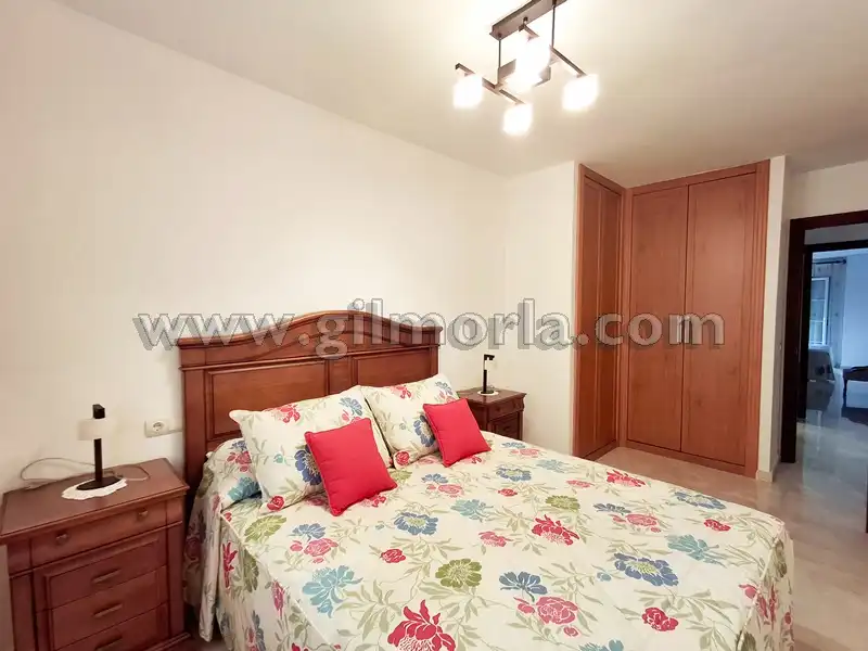 Habitación de Piso de alquiler en Vélez-Málaga con Terraza y Amueblado