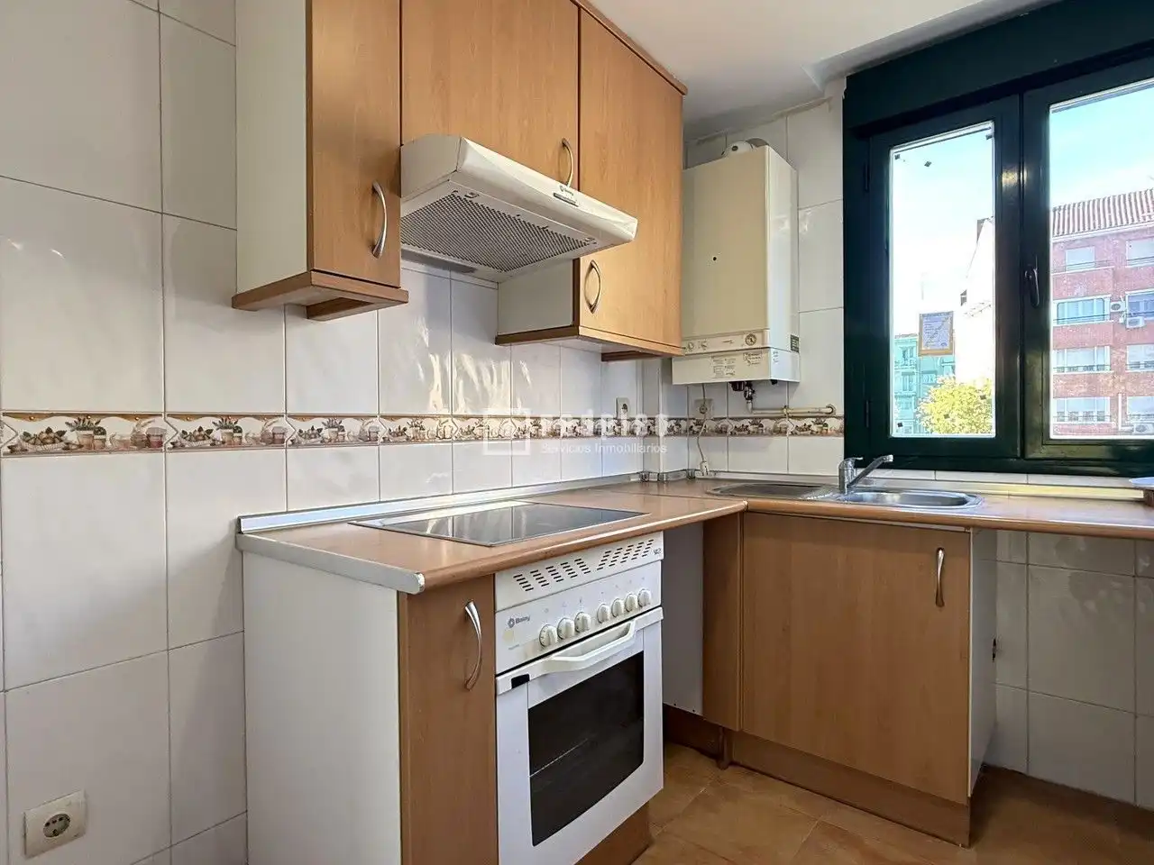 Kitchen of Study for sale in Madrid  with Heating, Terrace and Alarm