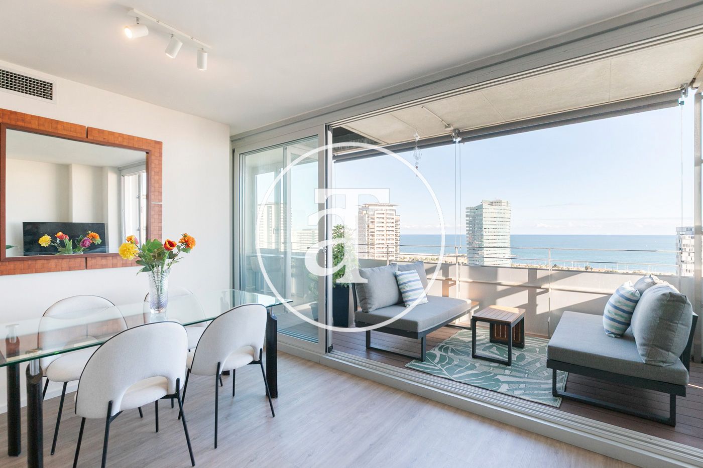 Exterior view of Flat to rent in  Barcelona Capital  with Air Conditioner, Heating and Terrace
