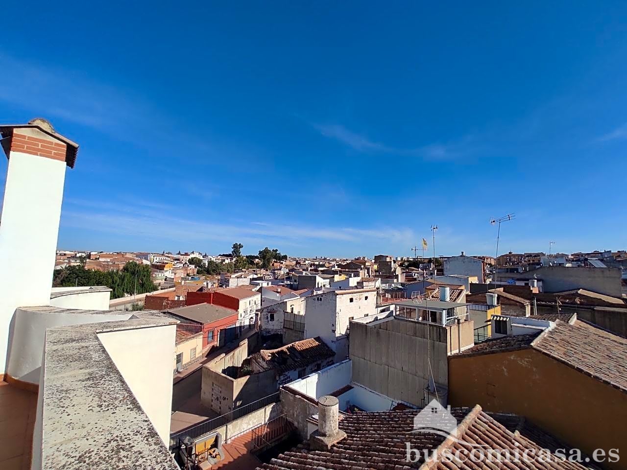 Vista exterior de Pis en venda en Linares amb Aire condicionat, Terrassa i Moblat