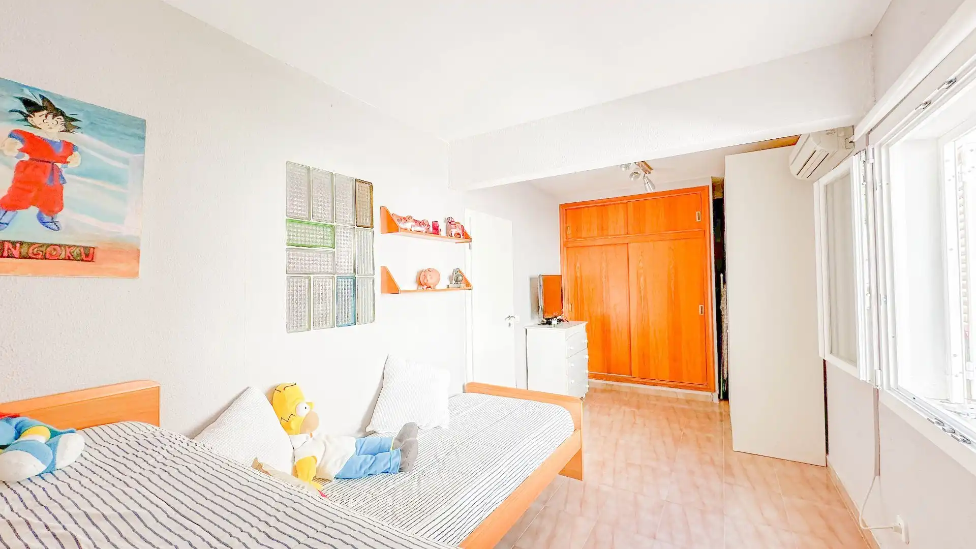 Schlafzimmer von Einfamilien-Reihenhaus zum Verkauf in Calvià mit Klimaanlage, Heizung und Privatgarten