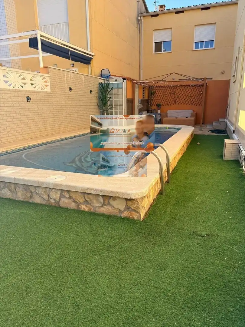 Swimming pool of Detached homes for sale in Benicasim / Benicàssim  with Air Conditioner, Heating and Terrace