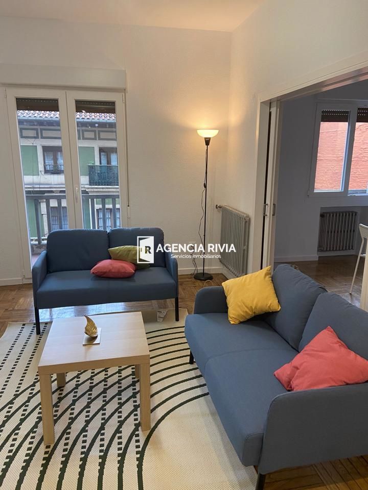 Living room of Flat to rent in Gijón   with Private garden, Parquet flooring and Terrace