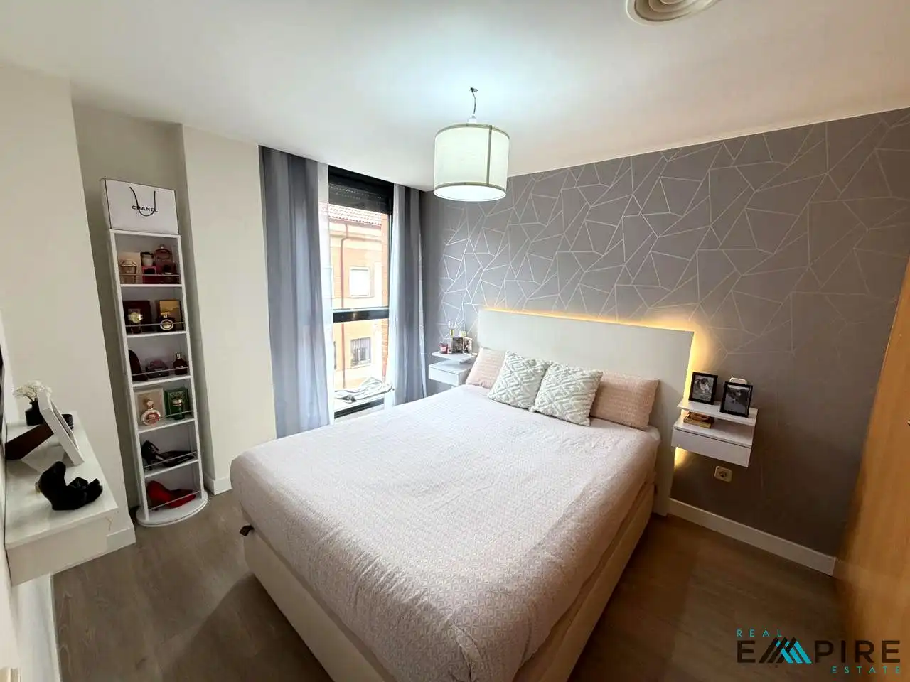 Habitación de Piso en venta en El Viso de San Juan con Aire acondicionado, Calefacción y Amueblado