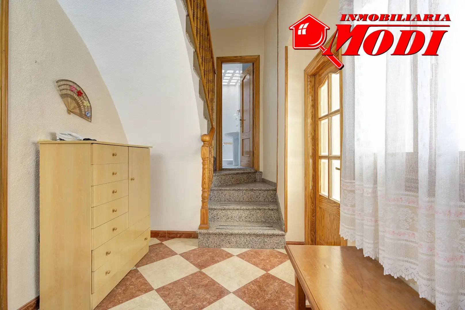 Haus oder Chalet zum Verkauf in Padul mit Terrasse, Abstellraum und Balkon