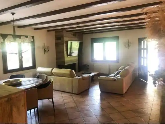 Sala de estar de Casa o chalet en venta en Elda con Aire acondicionado, Calefacción y Jardín privado