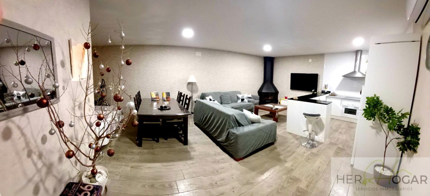 Living room of House or chalet for sale in Orgaz  with Air Conditioner, Heating and Storage room