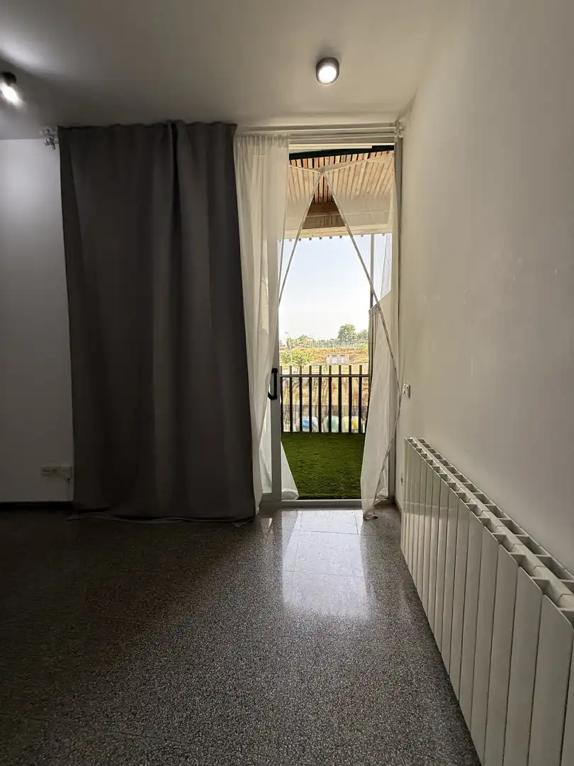 Habitación de Piso de alquiler en Rosselló con Calefacción