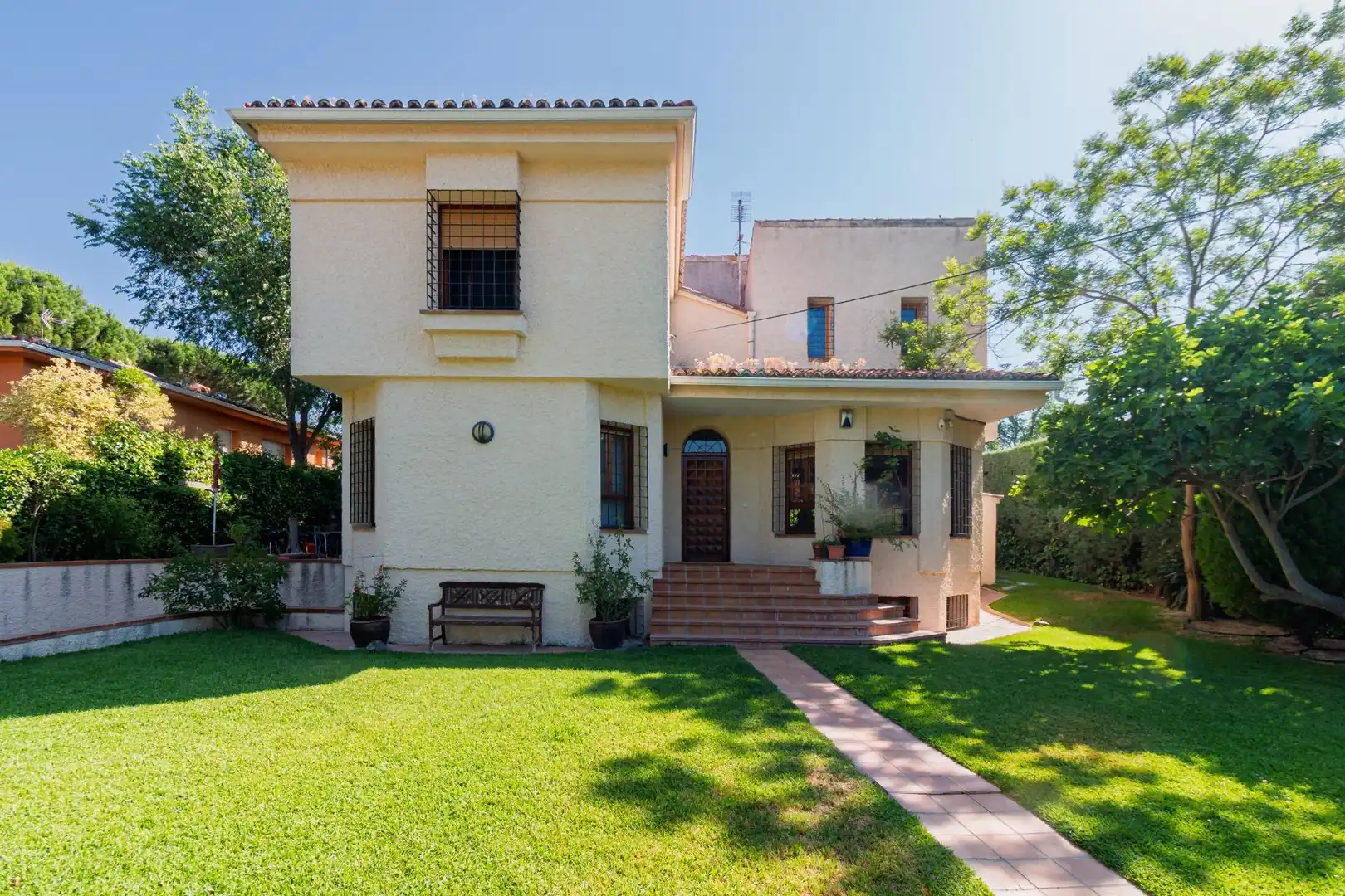 Exterior view of Houses for sale in Boadilla del Monte  with Heating, Private garden and Terrace
