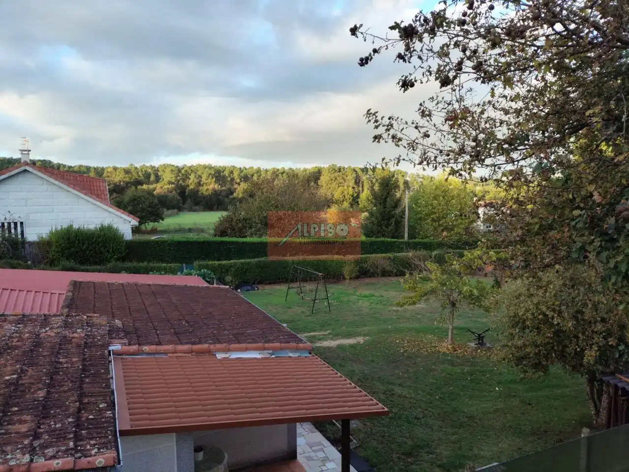 Casa o xalet en venda en San Cibrao das Viñas amb Calefacció, Jardí privat i Balcó