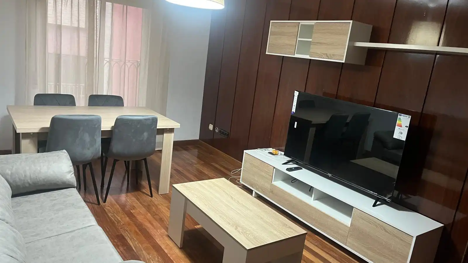 Wohnung zur Miete in Calle de Santa Cruz, 38, Santa Teresa - San Pedro Cardeña