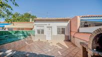 Vista exterior de Casa o xalet en venda en Torrevieja amb Terrassa