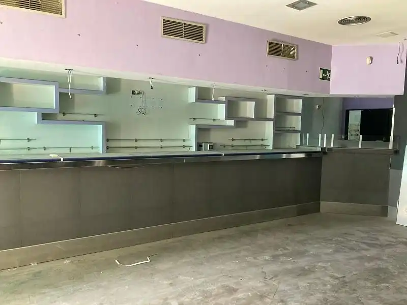 Edificio en venta en PRIMAVERA / AV. DE LAS ESTACIONES, Polígono de las Monjas