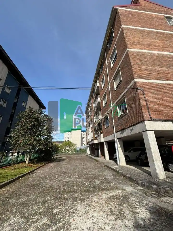 Parkplatz von Wohnung zum Verkauf in Ourense Capital  mit Heizung, Terrasse und Abstellraum