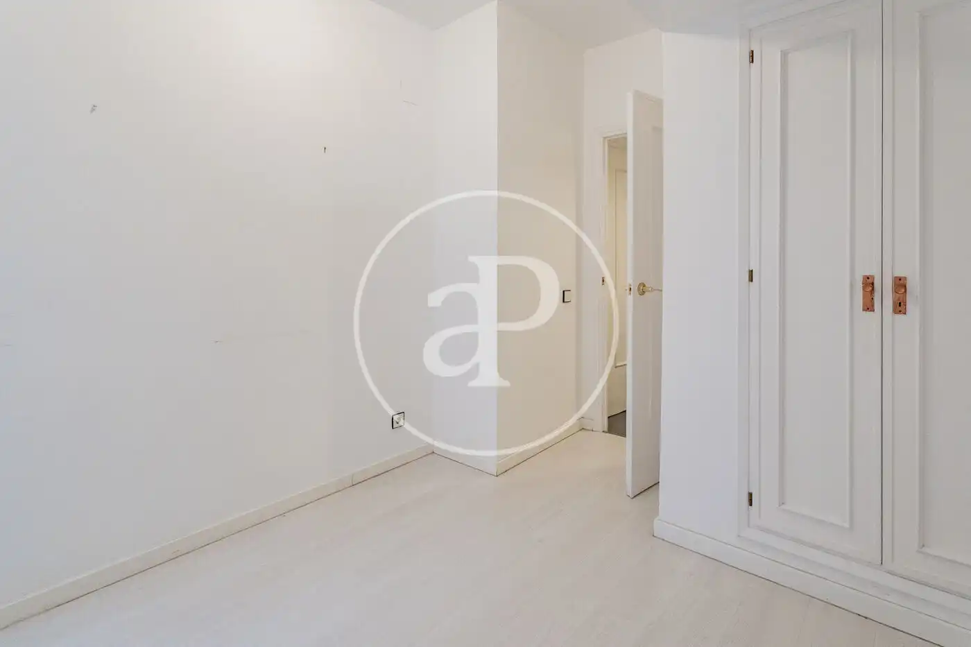 Habitación de Piso en venta en Madrid con Aire acondicionado, Calefacción y Terraza