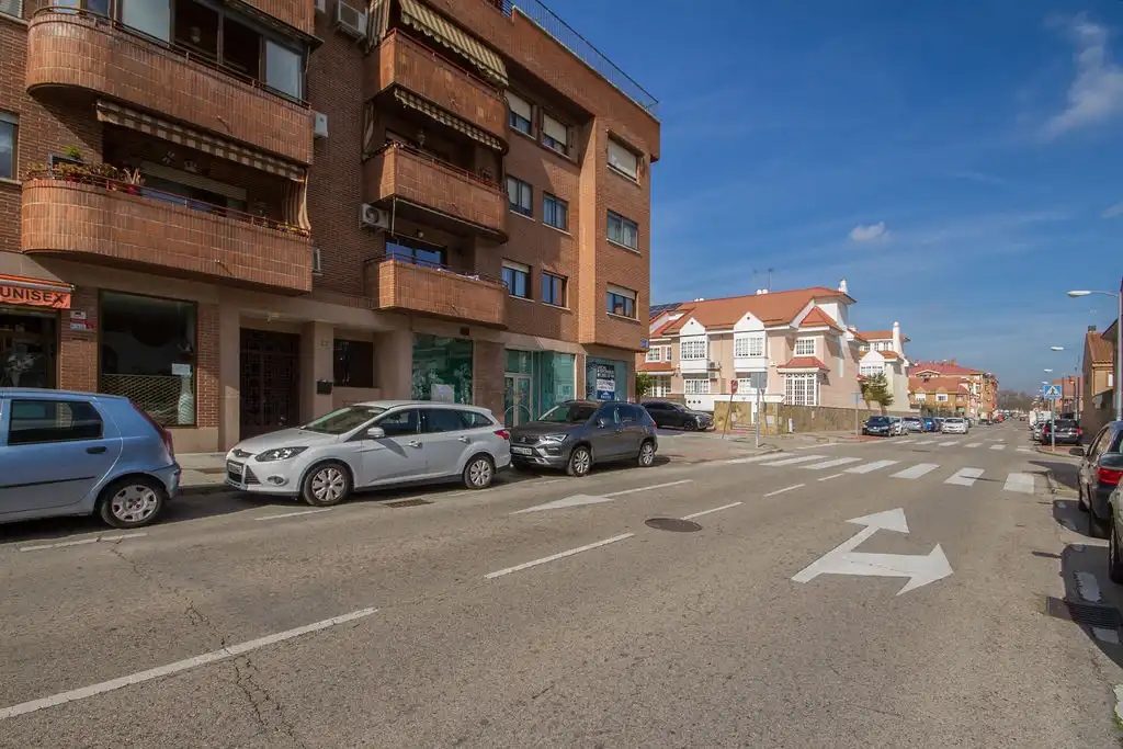 Gewerbefläche zur Miete in C/ Federica Montseny, imagen 27