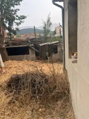 Casa o xalet en venda en La Robla  amb Jardí privat i Traster