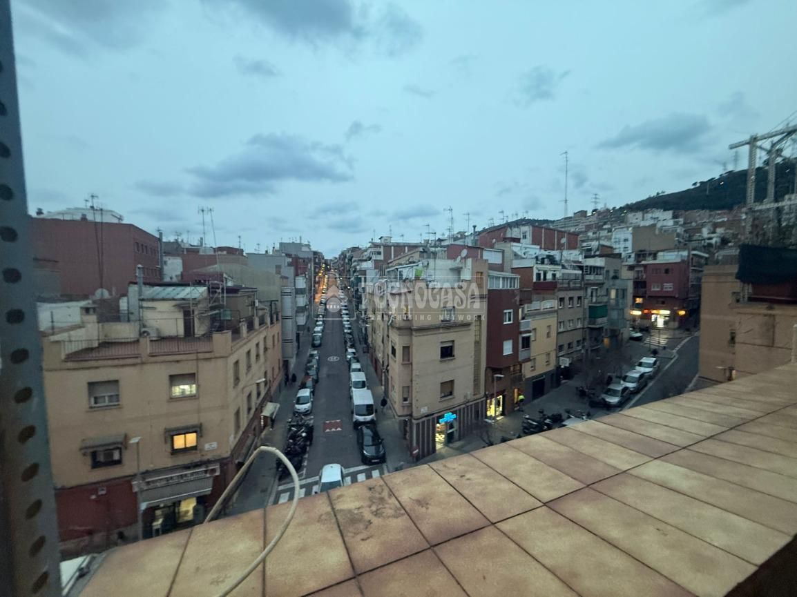 Vista exterior de Piso en venta en  Barcelona Capital con Terraza