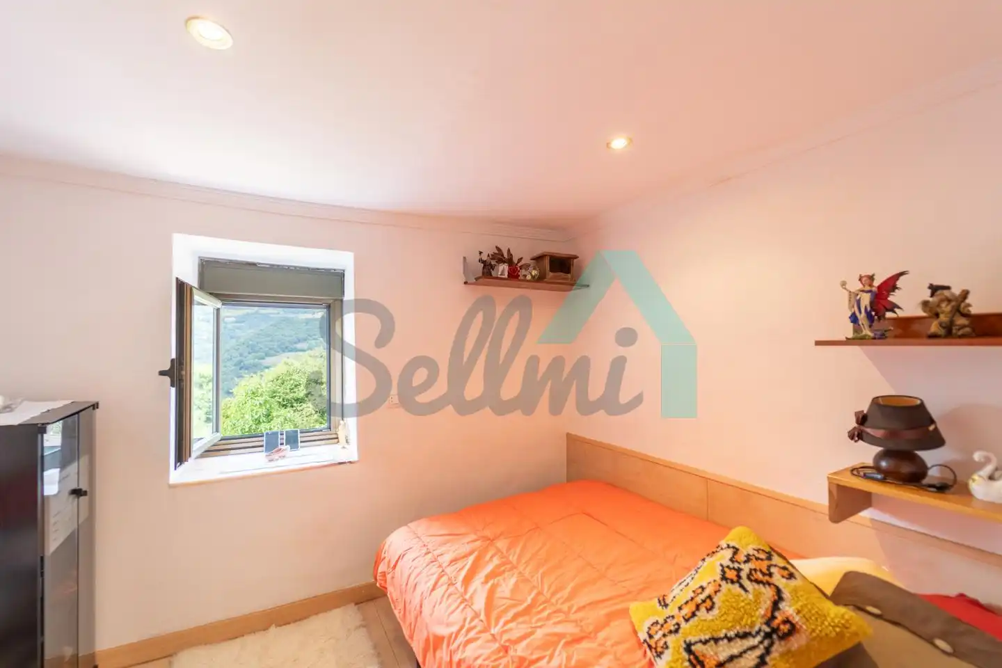 Bedroom of Houses for sale in Aller  with Heating, Private garden and Terrace