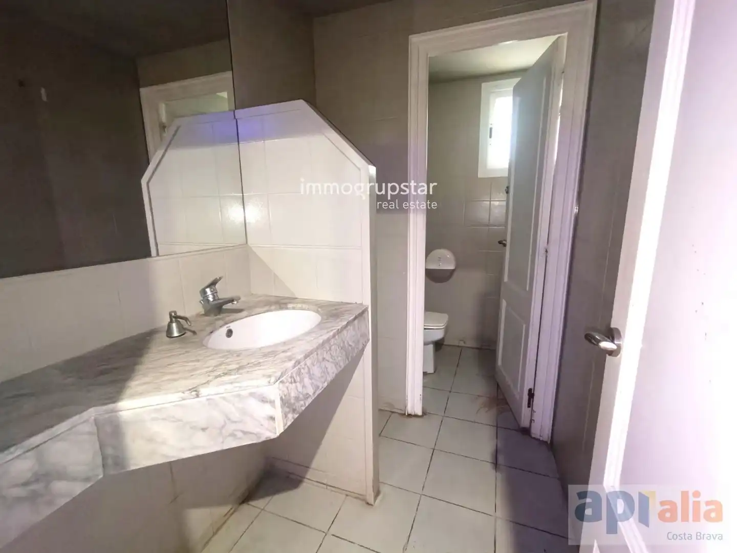 Business premises for sale in de francesc de blanes, imagen 12