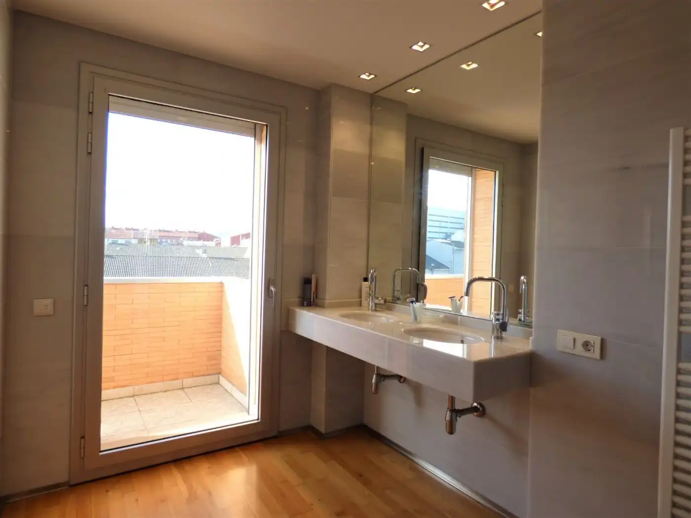 Bany de Casa o xalet en venda en Manresa amb Aire condicionat, Calefacció i Terrassa