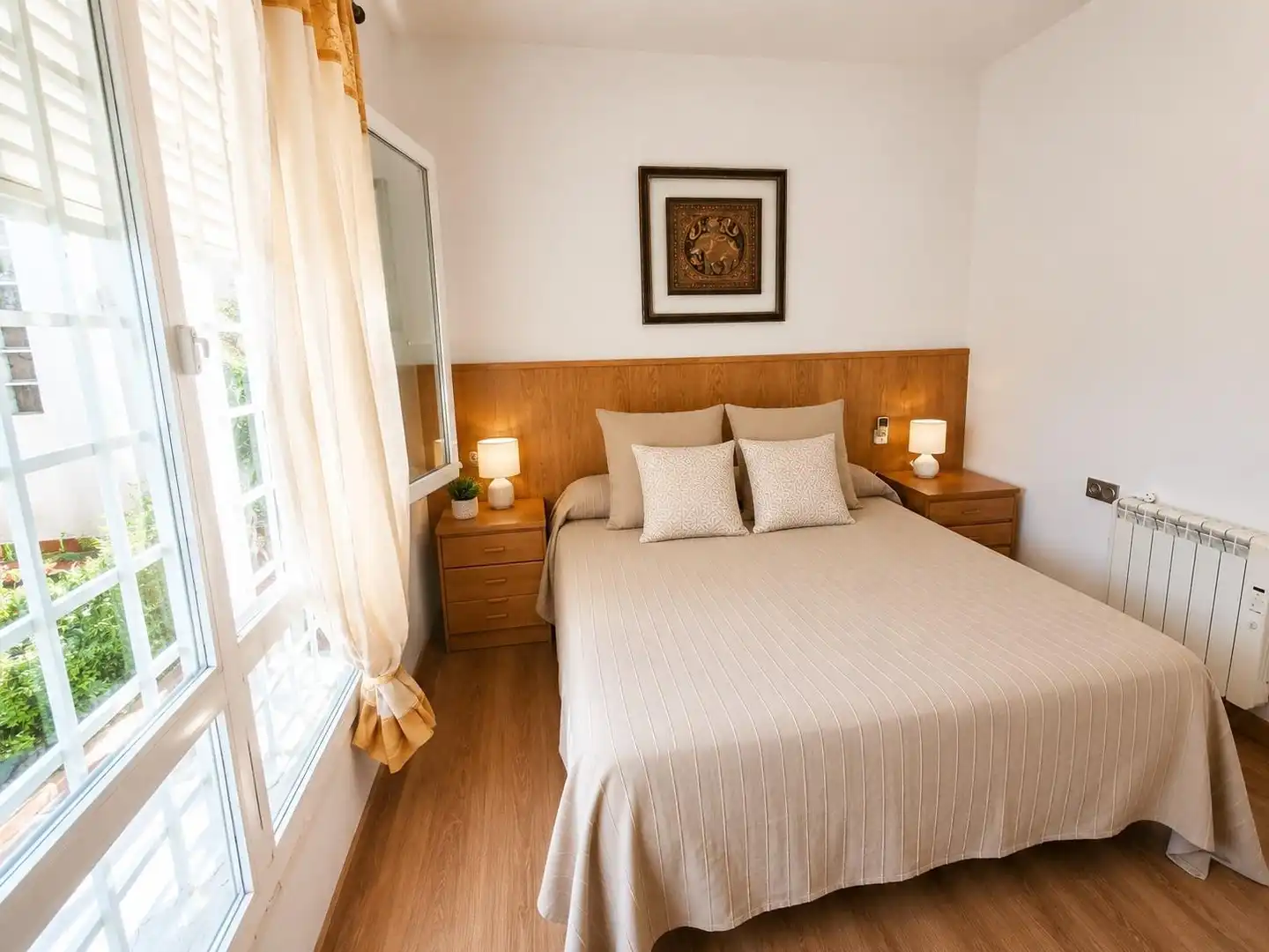 Habitación de Casa o chalet en venta en El Campello con Aire acondicionado, Calefacción y Jardín privado