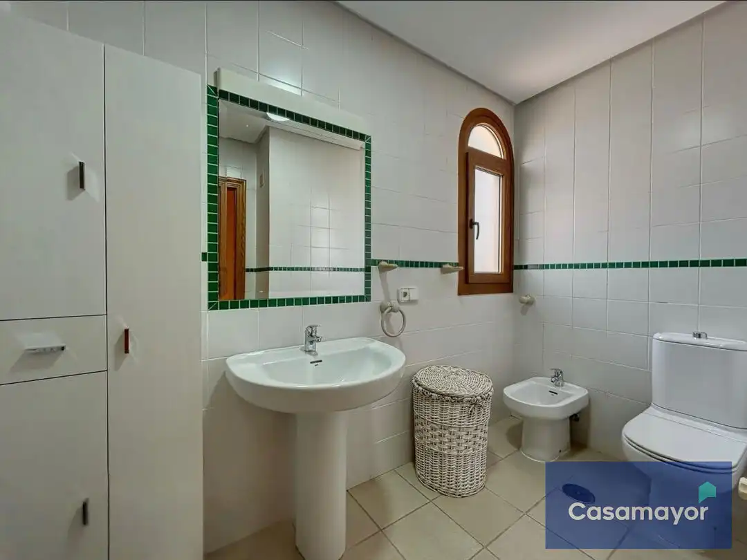 Bathroom of Houses for sale in Mutxamel  with Air Conditioner, Heating and Private garden