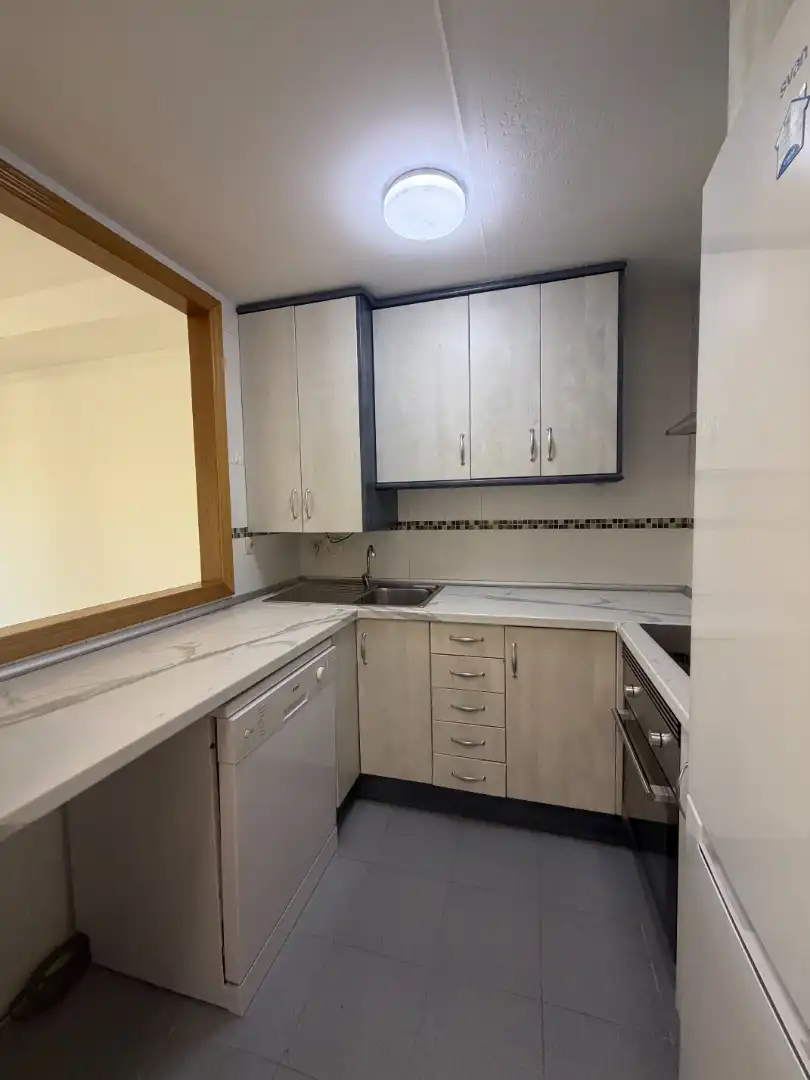Apartments for rent in Plaza de la Constitución, Velilla de San Antonio