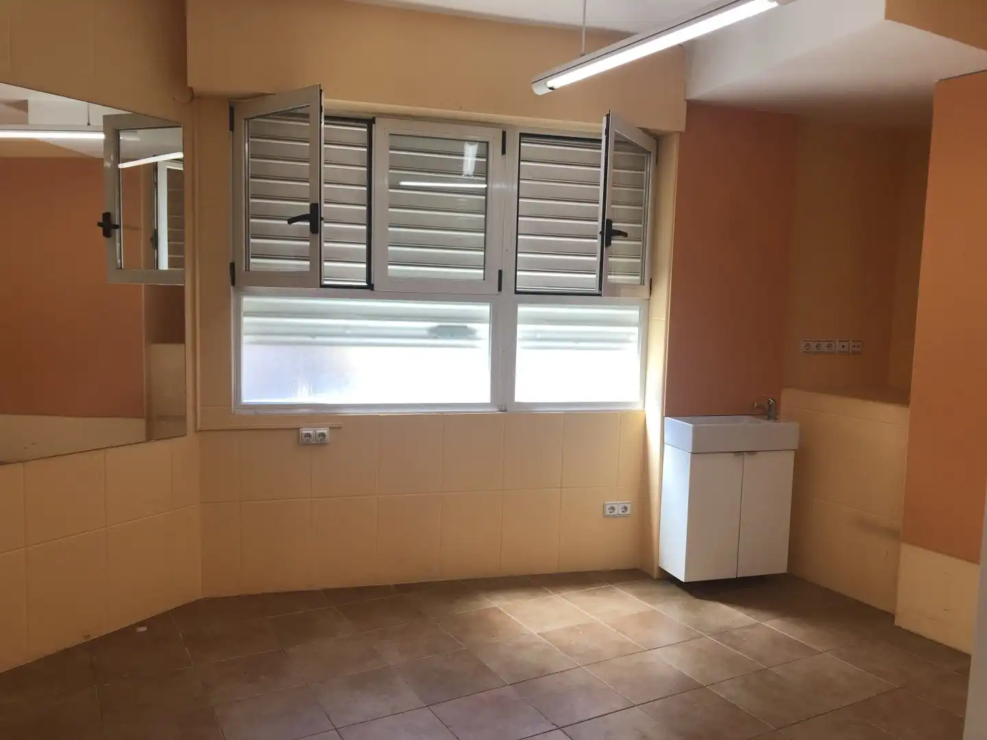 Local en venta en La Lastrilla 