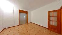 Bedroom of Flat for sale in  Barcelona Capital  with Oven