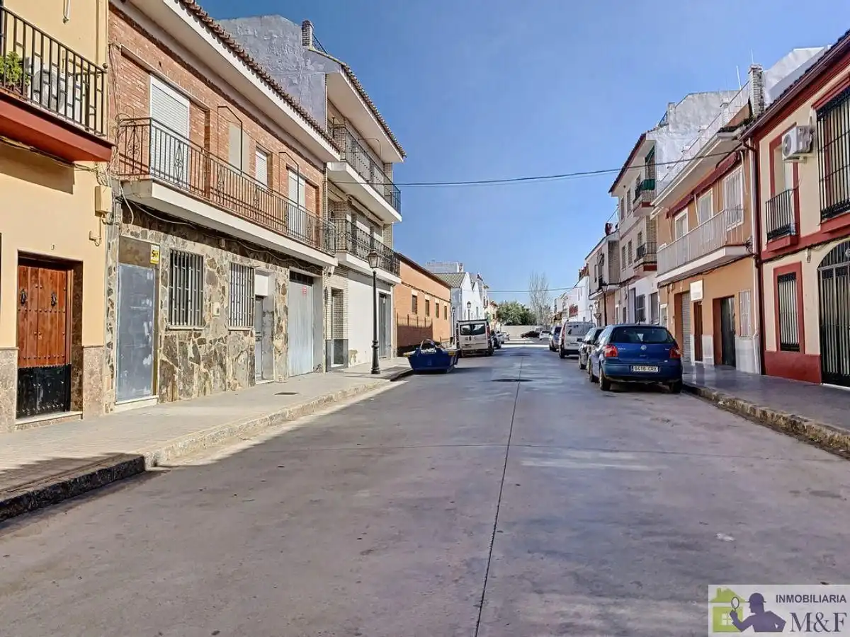 Flat with terrace for sale in Palma del Río, imagen 5